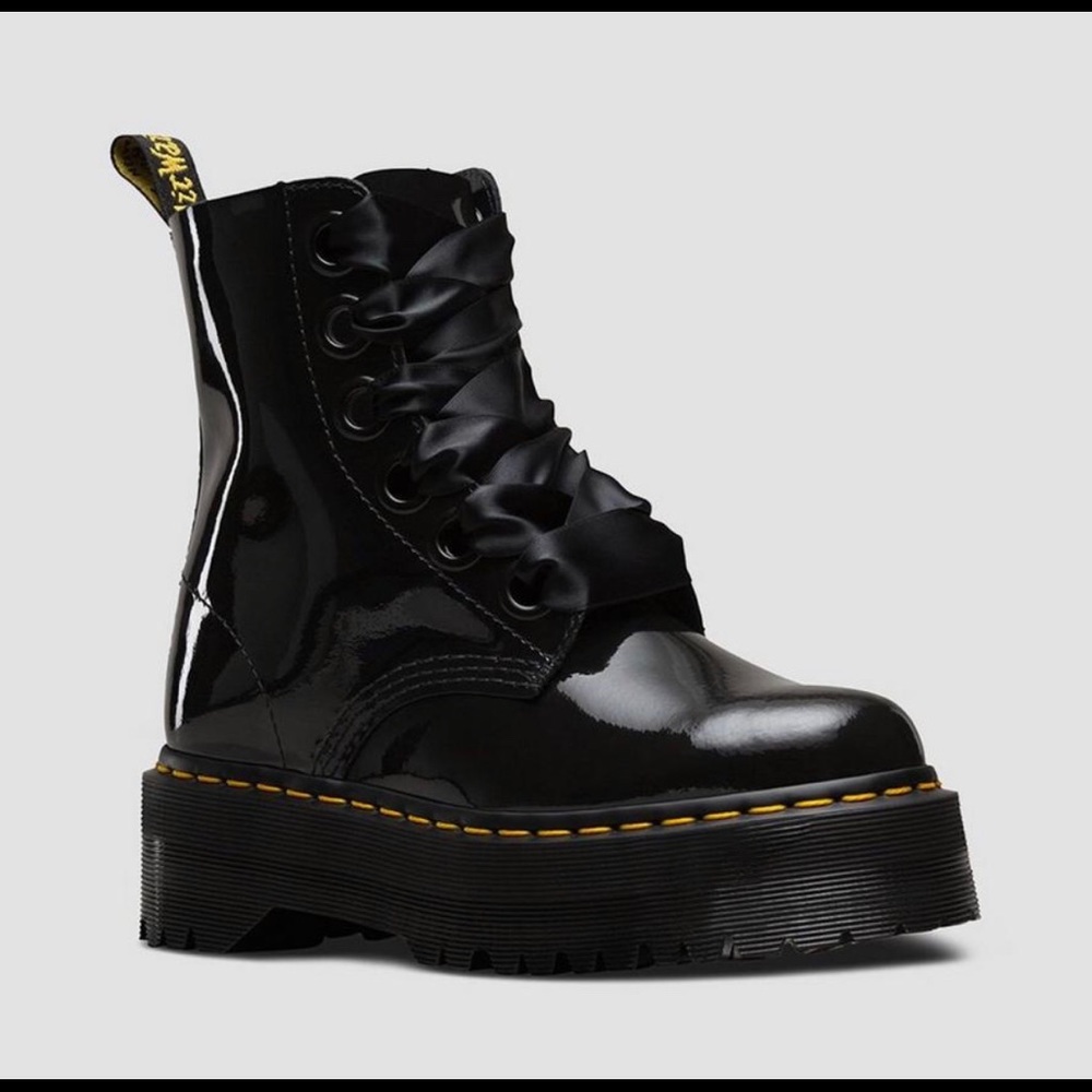 Brand new in worn Dr. Martens Molly Buttero boots